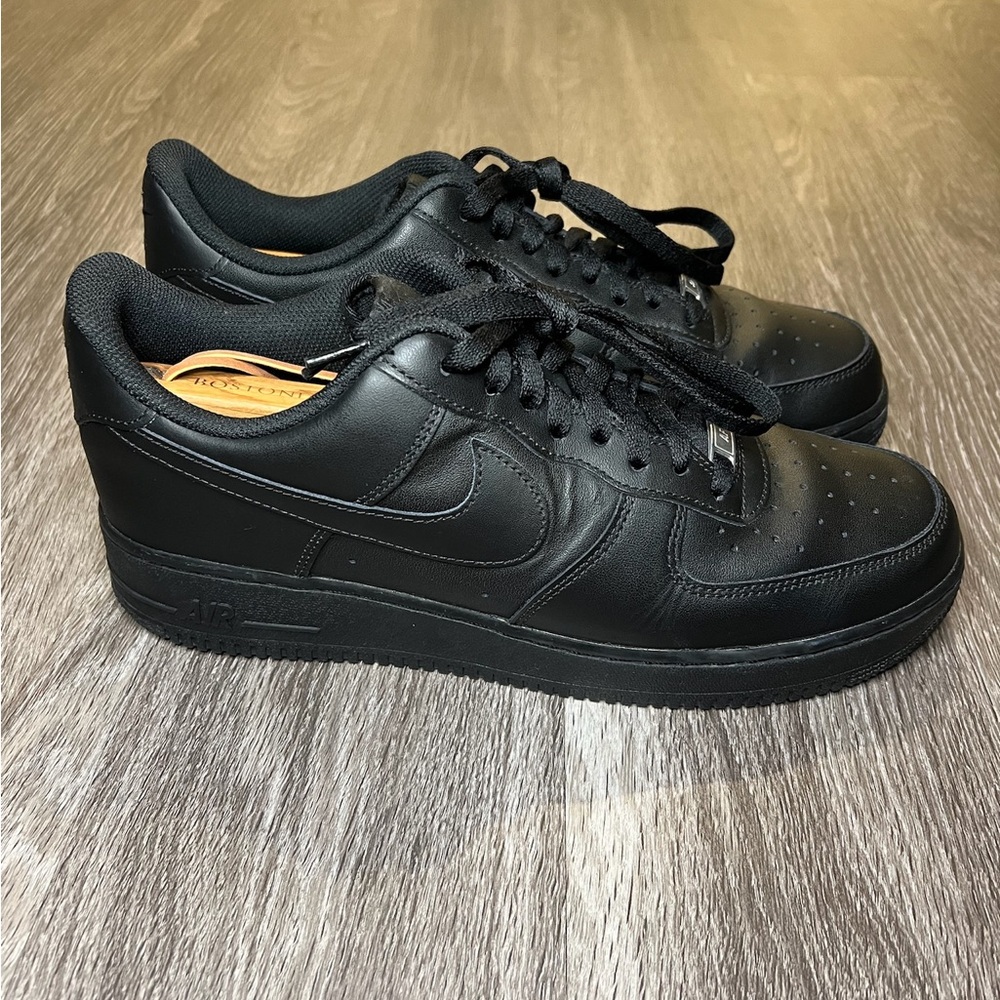 Nike Air Force 1 Low casual sneakers triple black - Picture 4 of 7